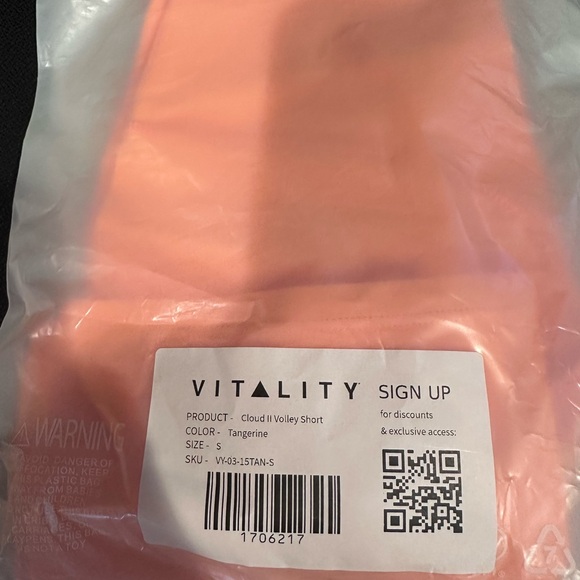 Vitality Cloud 2 Volley Short Tangerine - Picture 4 of 4